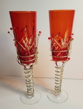 Set of 2 Bohemian Champagne Flutes Cranberry Clear Cutout Design Wire &amp; ... - $533.39 MXN