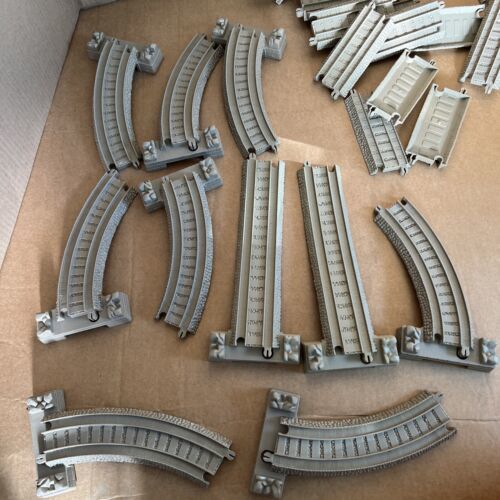 Thomas & Friends Trackmaster Motorized Train and 50 similar items