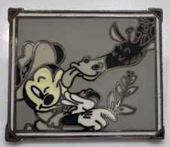 Disney Mickey Mouse &amp; Giraffe Safari Snapshots #2 Cast Lanyard WDW Pin 2... - $16.73 CAD