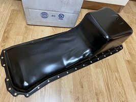 Aftermarket New Old Stock Part # 3914403 OIL PAN - FITS DODGE CUMMINS  - $382.13