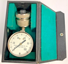 Vintage Marsh Instrument Co. 100 PSI Max Pressure Gauge [e-07] - $21.12 CAD