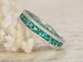 Pretty 1Ct Princess Green Emerald Diamond 14K White Gold Over Wedding Band Ring - £67.10 GBP