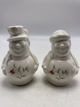 Pfaltzgraff Winterberry Salt &amp; Pepper Shaker Snowman Ceramic Set Vintage 1996 - $24.49