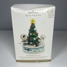 Hallmark Keepsake Frosty Friends Trimming The Tree Ornament 2012 Magic Cord NEW - £19.41 GBP