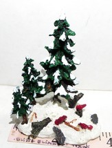 Evergreen  Snowy Trees Red Birds Cardinals Christmas Scenic Figurine 2005 - £21.32 GBP