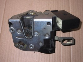 Fit For 92-95 BMW 325i Sedan Door Latch &amp; Actuator - Front Right - $74.25