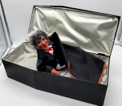 Halloween Dracula In Coffin Lights and Sounds Action  Great American Fun... - $21.00