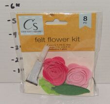 Crafters Square Felt Flower Kit 8 pc package Pink green - $4.90