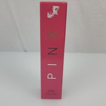 Victoria&#39;s Secret Pink Flirty Shimmer Body Powder .159 oz - $1,464.06 MXN