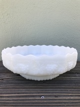 Vintage Anchor Hocking Fire King White Milk Glass Bowl With Grapevines Pattern - £24.03 GBP