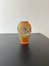 VTG Dragon Motif Dragonware Textured Moriage Orange 3.75” Vase Japan Min... - €12,47 EUR