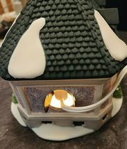 DEPT.. 56 1991 ALPINE VILLAGE SERIES LIGHTED ST. NIKOLAUS KIRCHE HAND PAINTED image 5