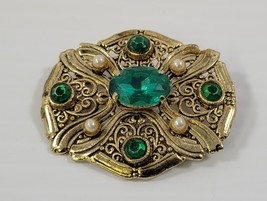 *B) Vintage Gold Tone Faux Emerald Pearl Rhinestone Brooch Pin - £19.46 GBP