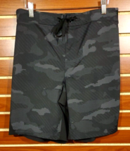 NEW Men&#39;s Stretch Board Shorts Hybrid Shorts Old Navy Active Training Black Camo - $14.83