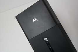 Motorola MT8733 Cable Modem and Wireless Router image 4