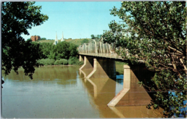 Finlay Bridge Over Saskatchewan River Medicine Hat Alberta Canada Postcard - £7.68 GBP