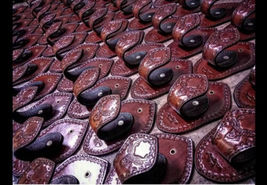 Leather Gun Rack Wall Mount. Buck Head Design. For 2. Perfect Christmas Present! image 11