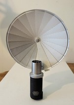 E. Leitz Wetzlar Synchronblitzer Flash Unit for Leica - UNTESTED - $20.57