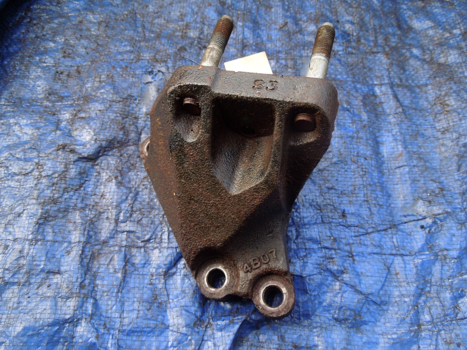 2014 Hyundai Veloster 1.6 turbo engine mount bracket assembly OEM engine... - $59.99