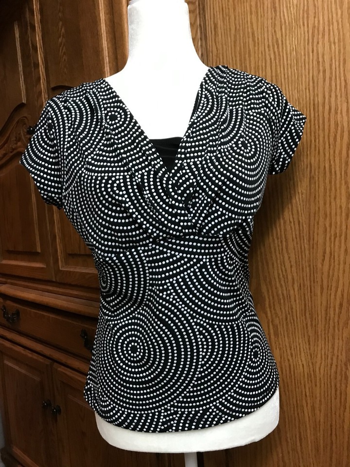 Vintage Perception Concept Petite M Empire waist Black w/ white swirls Top - $12.50
