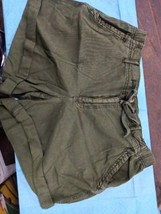 Sonoma Women&#39;s Shorts Green Size XL.  609ae - £11.79 GBP