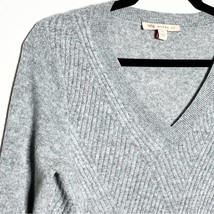 WYTHE NY 100% Cashmere gray v neck sweater | Women&#39;s size xs - £30.09 GBP