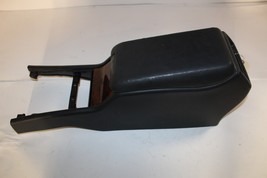 1996-2001 MERCEDES E320 E420 W210 CENTER CONSOLE COMPARTMENT ARM REST J542 image 2