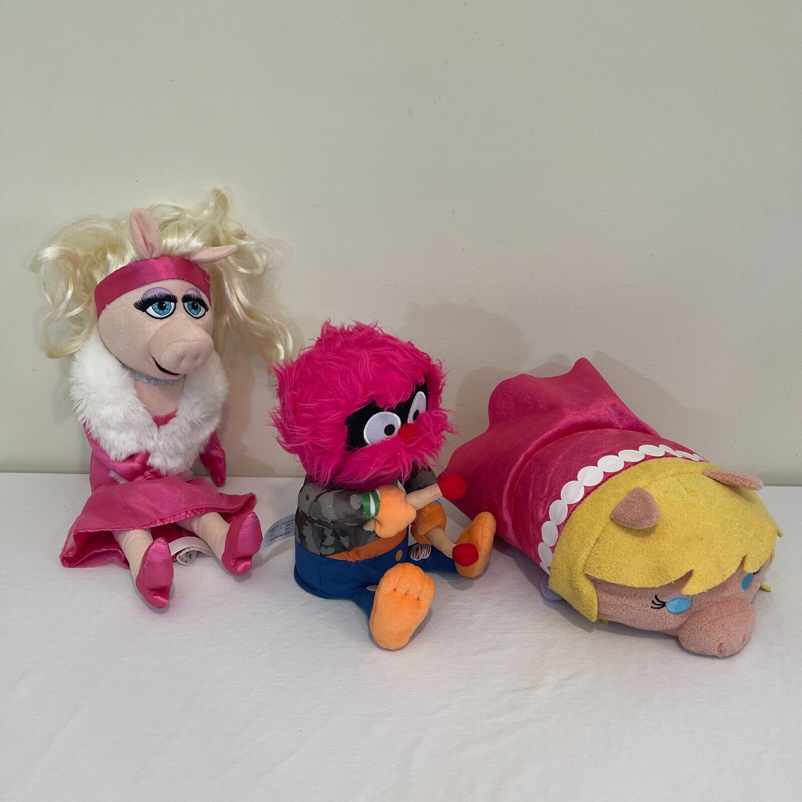 Primary image for LOT Miss Piggy Most Wanted Animal Babies Muppets Tsum Tsum Plush Stuffed Rockin