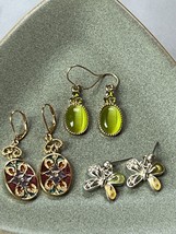 Lot Green Oval Moonglow Cab in Goldtone &amp; Yellow Enamel Silvertone Butterfly &amp; - £11.68 GBP