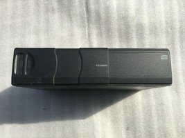 BMW E39 E46 E53 cd changer 6 disc with magazine 6946990 - $75.25 CAD
