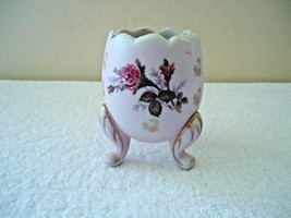 Vintage SRG Pinkish White Floral Themed 3 Legged Egg Cup &quot; BEAUTIFUL COL... - £15.41 GBP