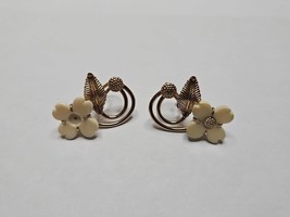Gold-Tone White Swirl Flower Clip On Earrings Vintage  - $9.99