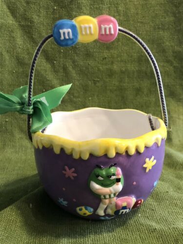 Green m&m's Spring Time ceramic candy dish - $17.42
