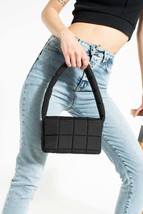 Puff Waterproof Fabric Cross Shoulder Bag Baguette Hand and shoulder bag - $167.75 MXN+