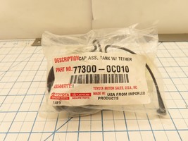 Toyota 77300-0C010 Fuel Tank Cap Factory Sealed - $523.78 MXN