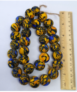 Collana con filo di perline in vetro BUMBLE BEE vintage Trade Beads molt... - €56,45 EUR