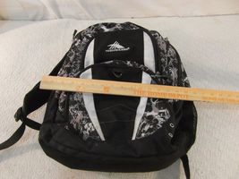 High Sierra Black White Gray 16&quot; X 19&quot; Suspension Strap System Backpack ... - €11,17 EUR