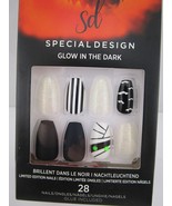 KISS Glow in Dark Halloween Nails 28 ct MED Glue Included MUMMY &amp; BATS - $34.43 CAD