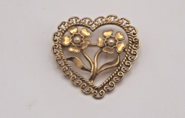 Vintage Avon Filigree Heart Brooch Pin Heart Flowers  Faux Pearl Gold Tone - $11.26