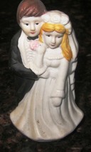 CLASSIC TRADITIONAL PORCELAIN BRIDE AND GROOM CAKE TOPPER - $4.00