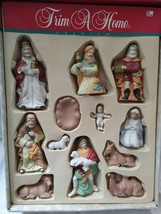 Vintage Kmart Christmas Trim A Home 12 Porcelain Nativity Figurines Hand Paint - £39.69 GBP