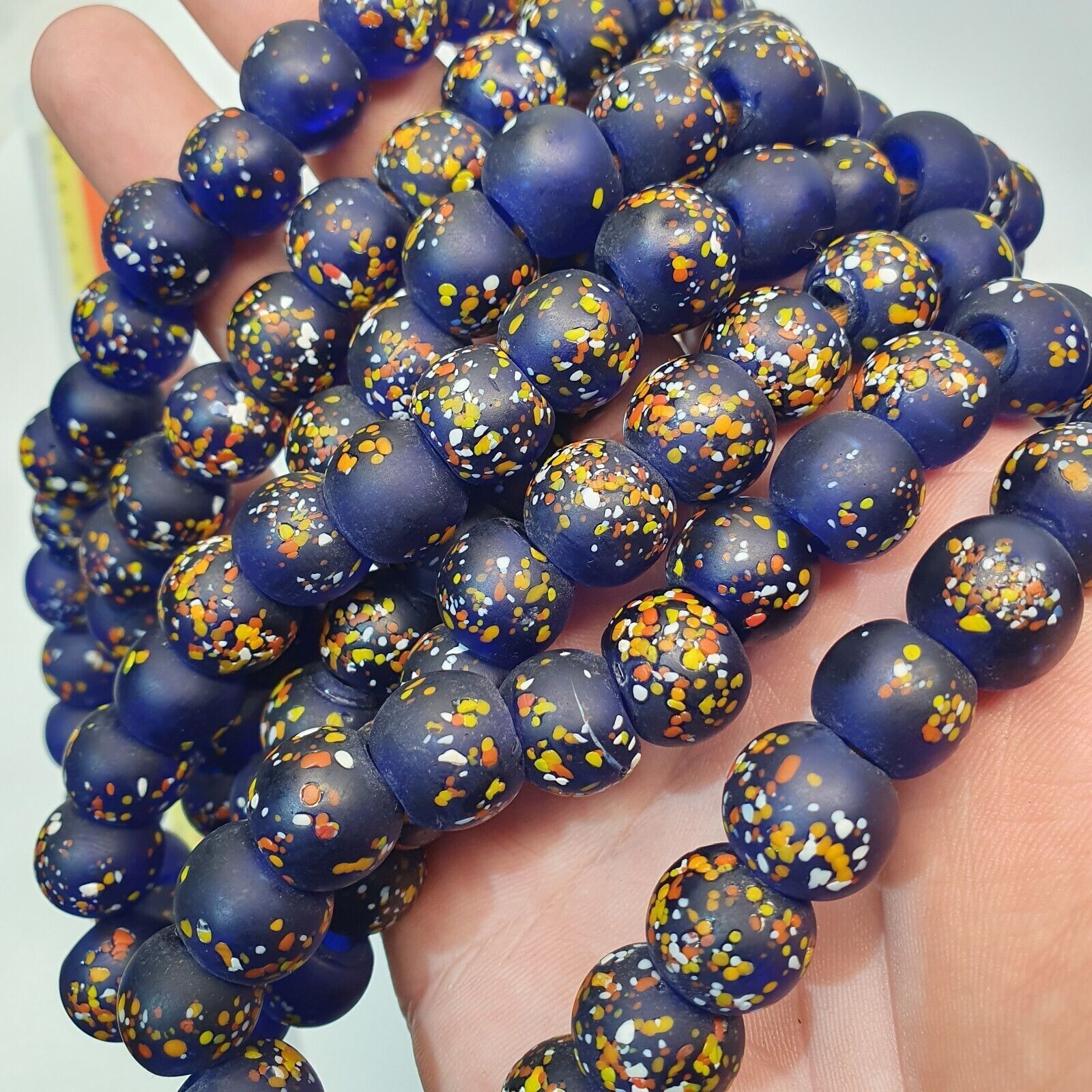 Collana di perle di vetro caramellato blu cobalto vintage Trade CND-B1 - $45.84