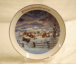 Vintage 2002 AVON Christmas Plate w 22K Gold Trim Home for the Holiday by Newsom - £15.79 GBP