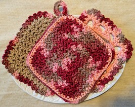 Fall Floral (Coral, Reds, Tan) Crocheted Potholder and Dishcloth Set - £11.95 GBP