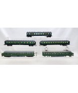 Vintage Markland HO Electric Locomotive Engine AA Set & 3 Passenger Cars No Run - $59.39