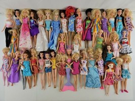 HUGE LOT of 40 Vintage 1999+ BARBIE Dolls With Clothing Mattel Clones Princesses - £185.68 GBP