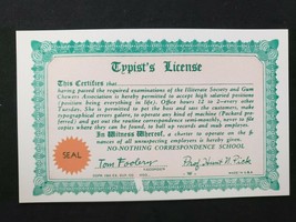 Vintage 1941 Gag Gift Card &quot;Typist&#39;s License&quot;  Exhibit Supply Co Chicago... - £6.48 GBP