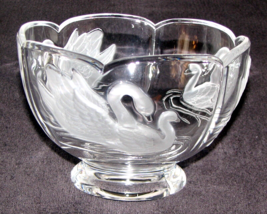 vintage Crystal Glass Embossed Swan Compote/Candy Dish Made In France - $14.85