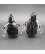 Lovely Pair Couple Of Art Glass Penguins Clear And Black Figurine Paperw... - $27.06 CAD