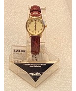 Timex Indiglo Woman&#39;s Watch w/Brown Leather Band*Pre-Owned/Needs Battery x1 - $336.80 MXN